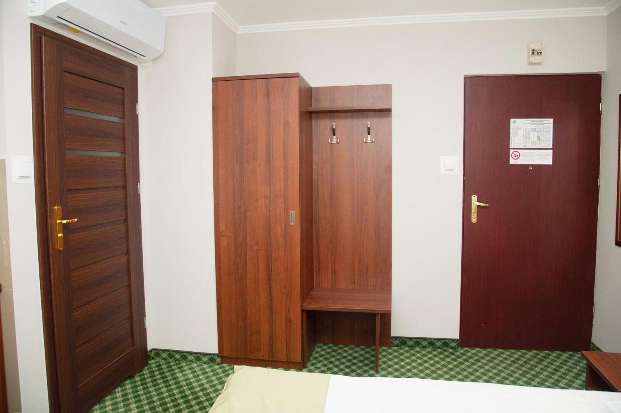 Hit Apartments Varsovia Exterior foto