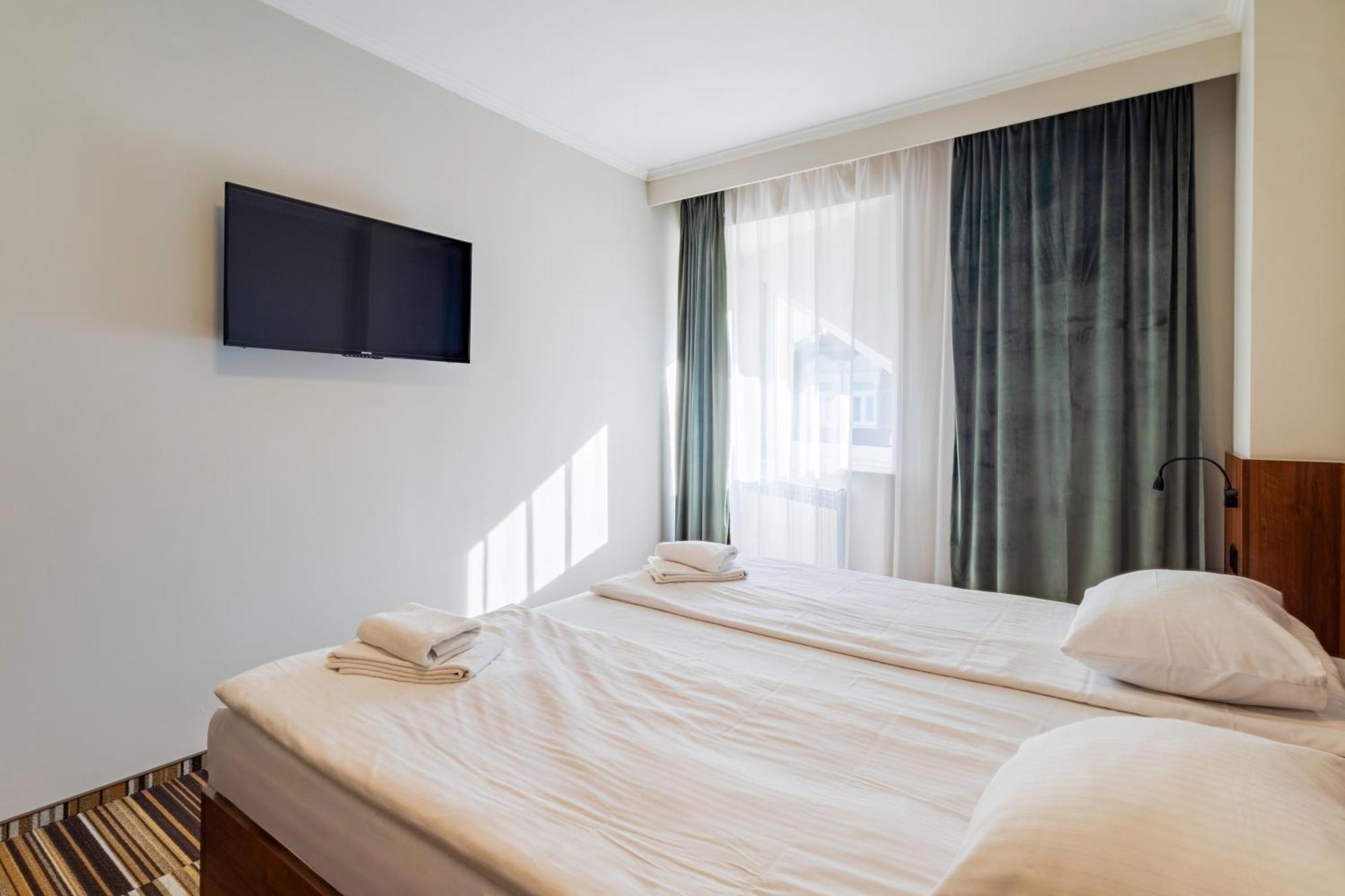 Hit Apartments Varsovia Exterior foto